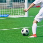 サッカーのシュート・キック力を上げる蹴り方。練習方法を動画で紹介