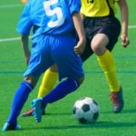 サッカーのドリブルターンのコツと種類。練習方法を動画で解説!